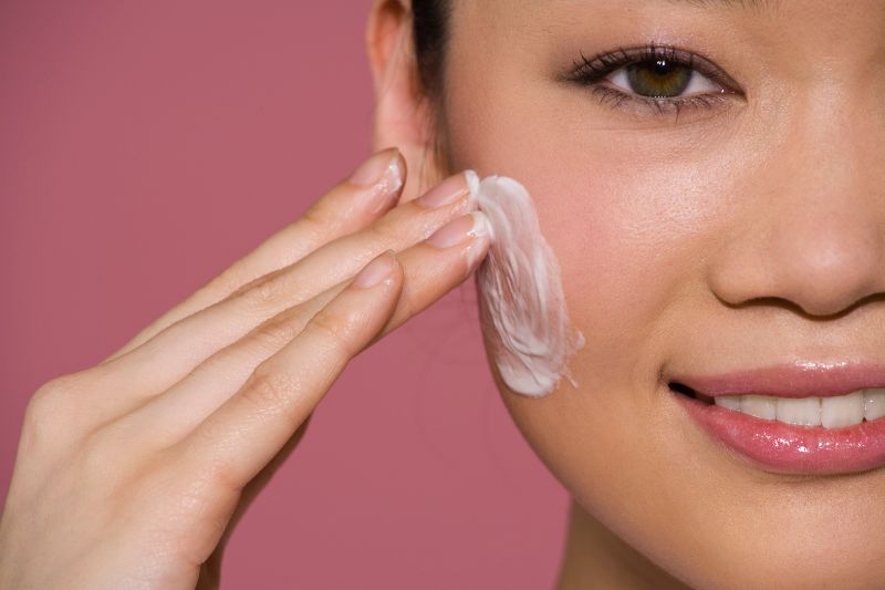 rửa mặt bằng nước vo gạo