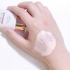 kem chống nắng D'Alba có thể dùng cho da tay và cổ